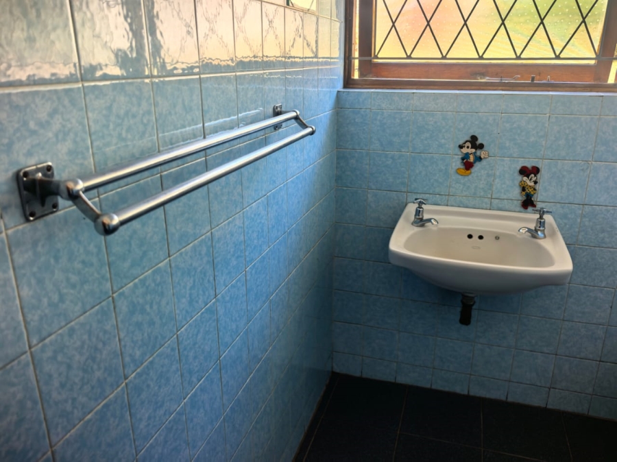 3 Bedroom Property for Sale in Amalinda North Eastern Cape